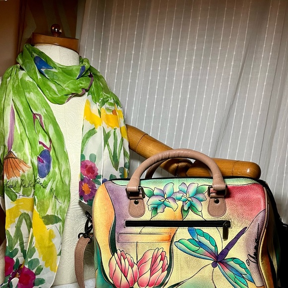 Purse - Picture 1 of 6